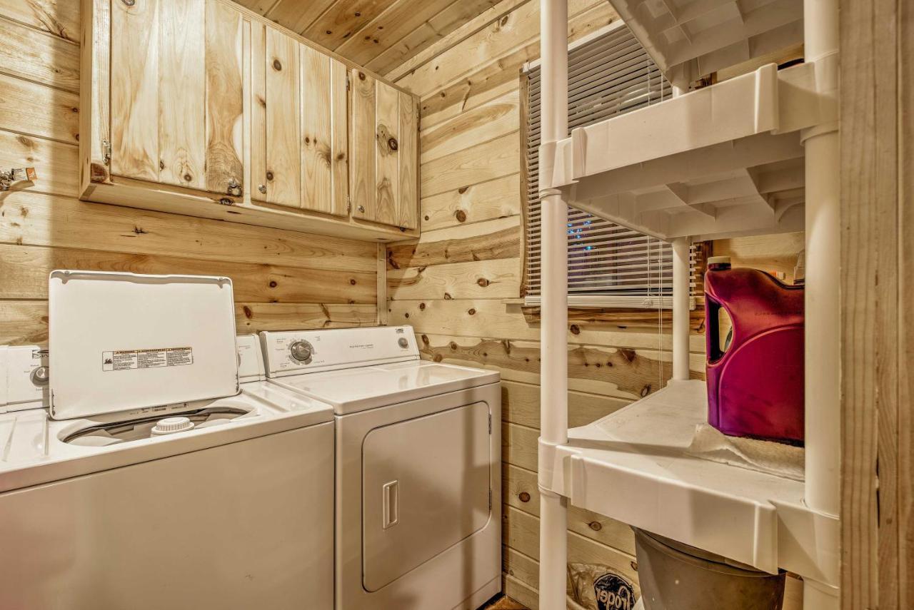 Broken Bow Starlight Cabin With Private Hot Tub! Extérieur photo